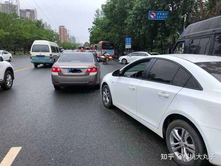 车辆发生剐蹭事故该如何解决? - 知乎