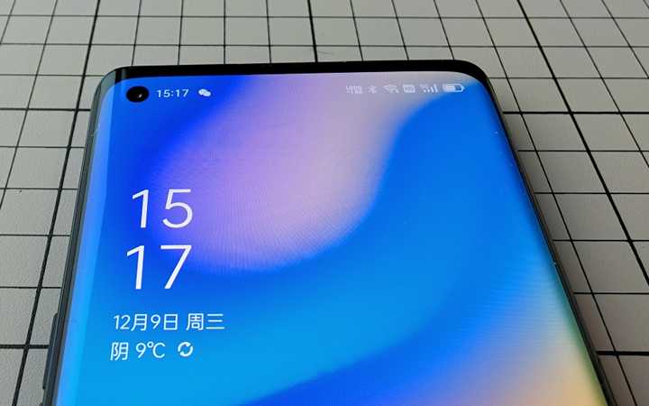 有哪些亮点和槽点? oppo reno 6.4寸屏幕   93.1%屏占