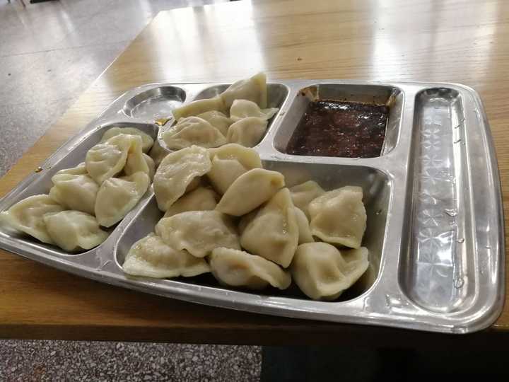 中国传媒大学照片食堂图片