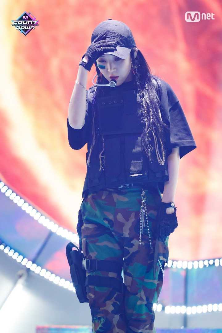 玟星(私心多放几张 可爱星 帅星星 这张是最近的照片 文星伊solo2大发