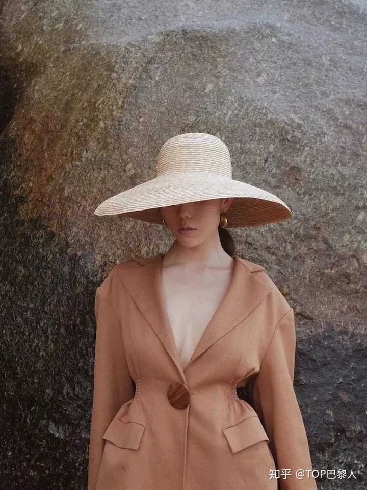 夏天戴什么帽子比较适合 知乎 夏天戴什么帽子比较适合 知乎