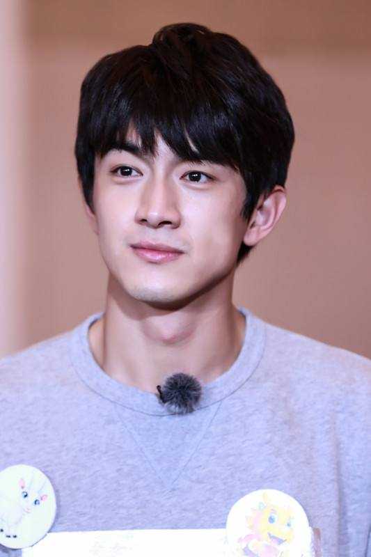 别人都说他/她好看?