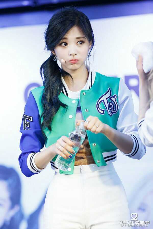 Twice 成员周子瑜有哪些惊为天人的瞬间? - 知乎