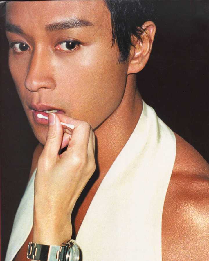 为什么没有人整容成张国荣的样子?