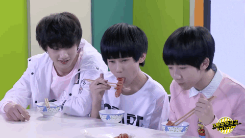 想问一下各位真知棒是怎么喜欢上张真源 知乎