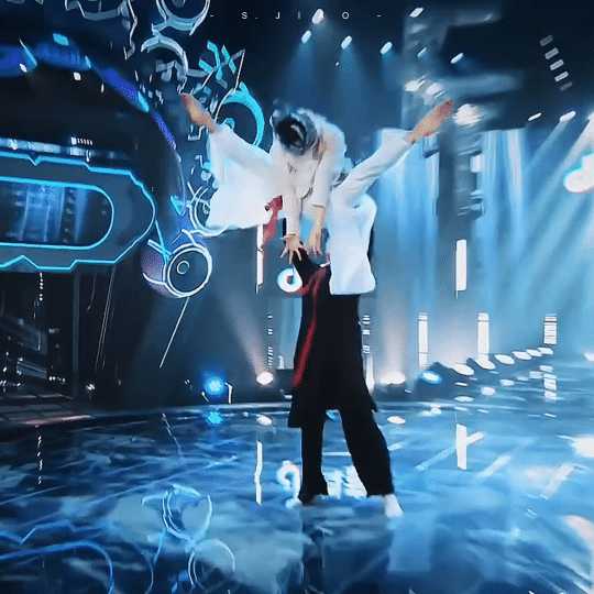 如何评价朱晗和刘宇合作的《知音》舞台? - 知乎