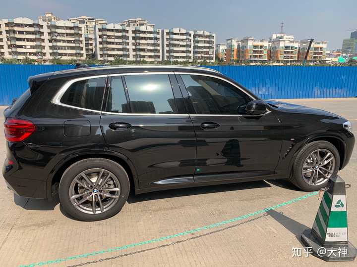 为什么感觉宝马x1和x3 差不多大 知乎
