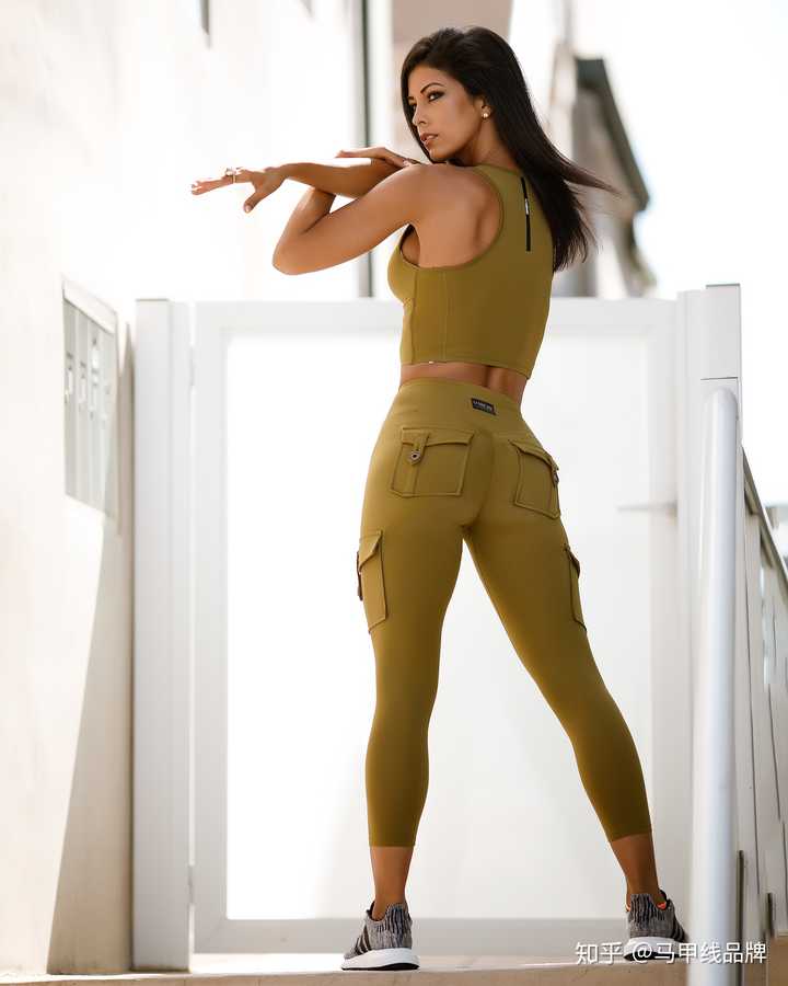 如何评价女性时尚运动健身品牌马甲线firmabs