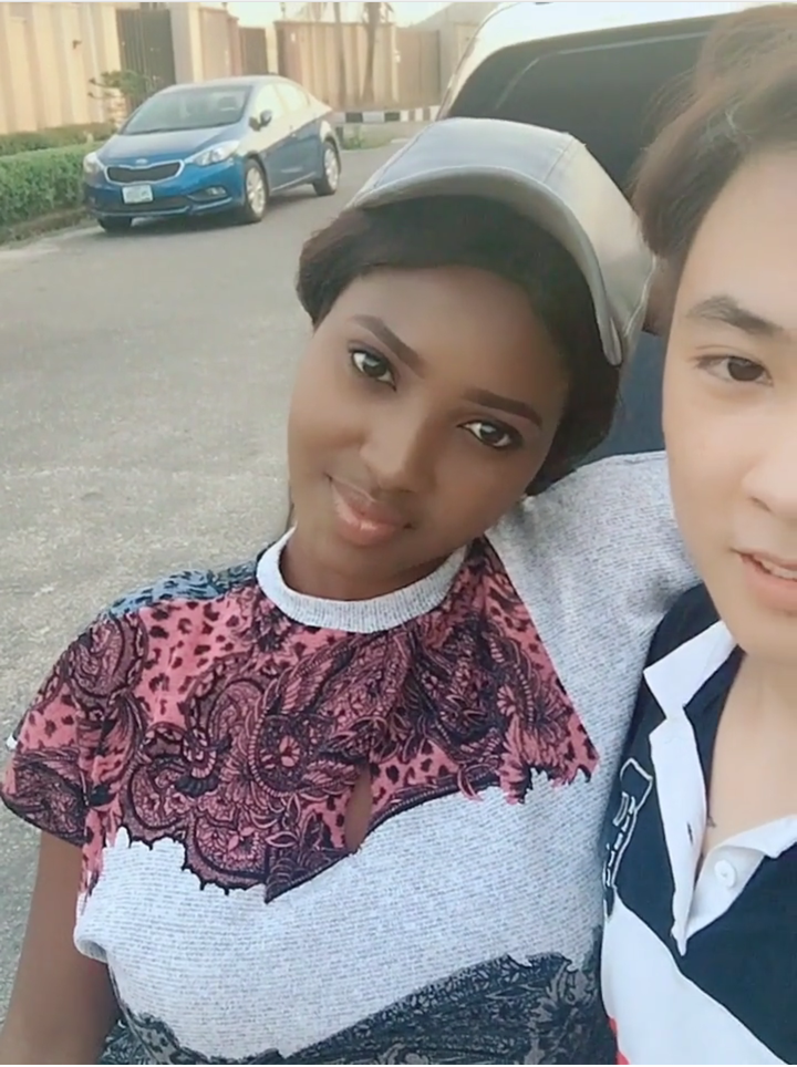 如何看待黑人留学生用辣条表白女大学生?