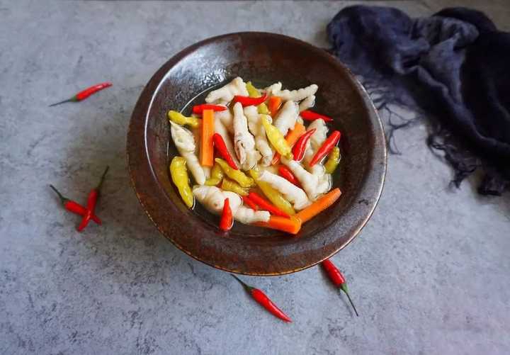 泡椒鸡爪