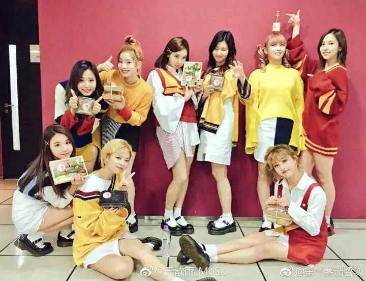 Twice应援词 Twice应援口号中文 Twice自我介绍说的啥 Twice应援词 Twice应援口号中文 Twice自我介绍说的啥