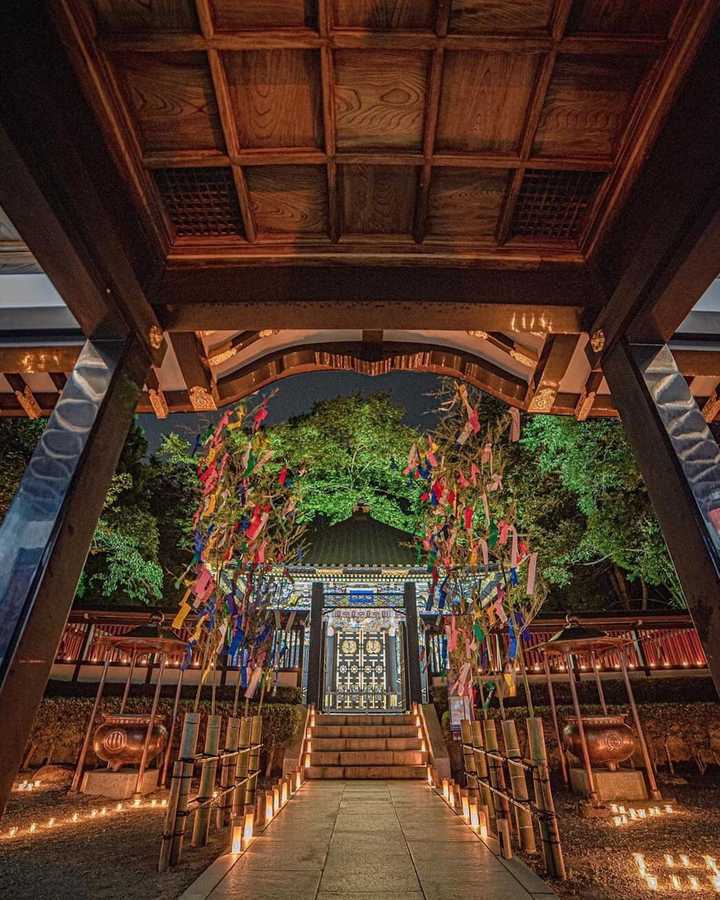 目前残存的古代东亚建筑中，是否中国古代（特别是明清时期）的建筑不如日本各个时期的建筑典雅脱俗？ - 知乎