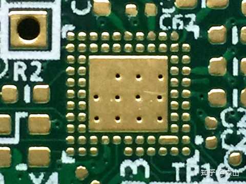 PCB 过孔为何不能打焊盘上？ - 知乎