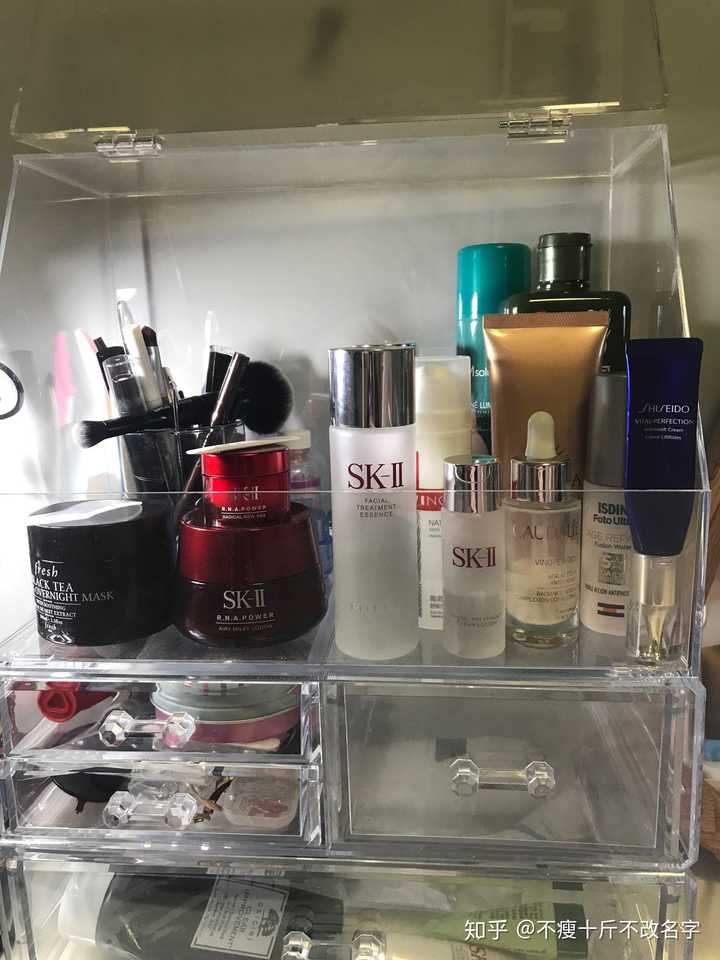 可以晒一下你的化妆品收纳吗?