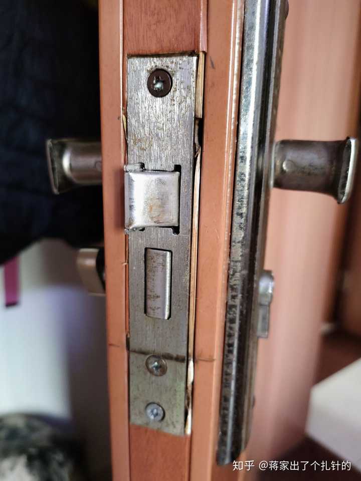 门锁锁舌难以关上怎么处理? - 知乎
