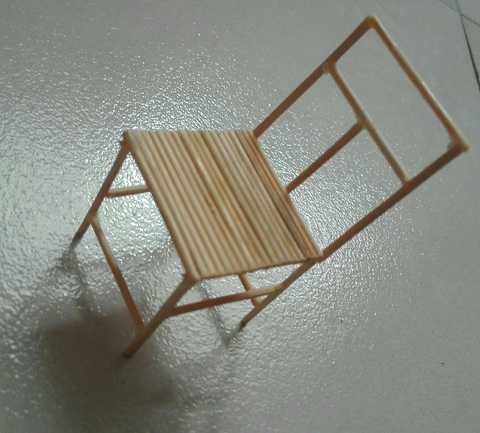 前段时间在超市买了一包牙签 大概有500多支吧 用了好久才用了一点 有