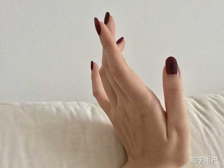 女生有一双好看的手是怎样的体验 知乎 女生有一双好看的手是怎样的体验 知乎