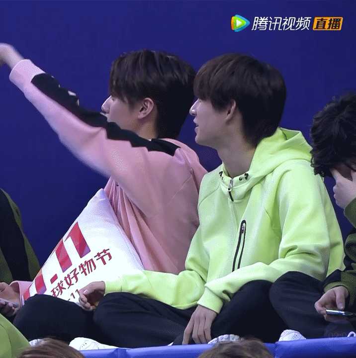 5焉栩嘉被爆劈腿不尊重他人,r1se这样塌房还有壶妹吗? - 知乎