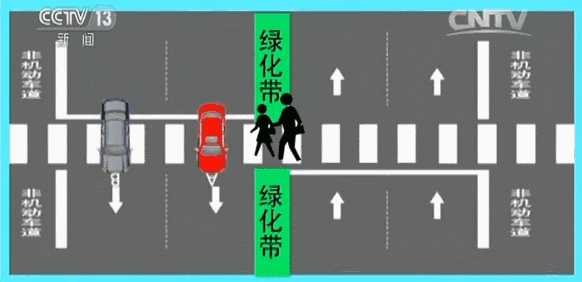 右转时这样算未礼让行人麽?真的有点懵?