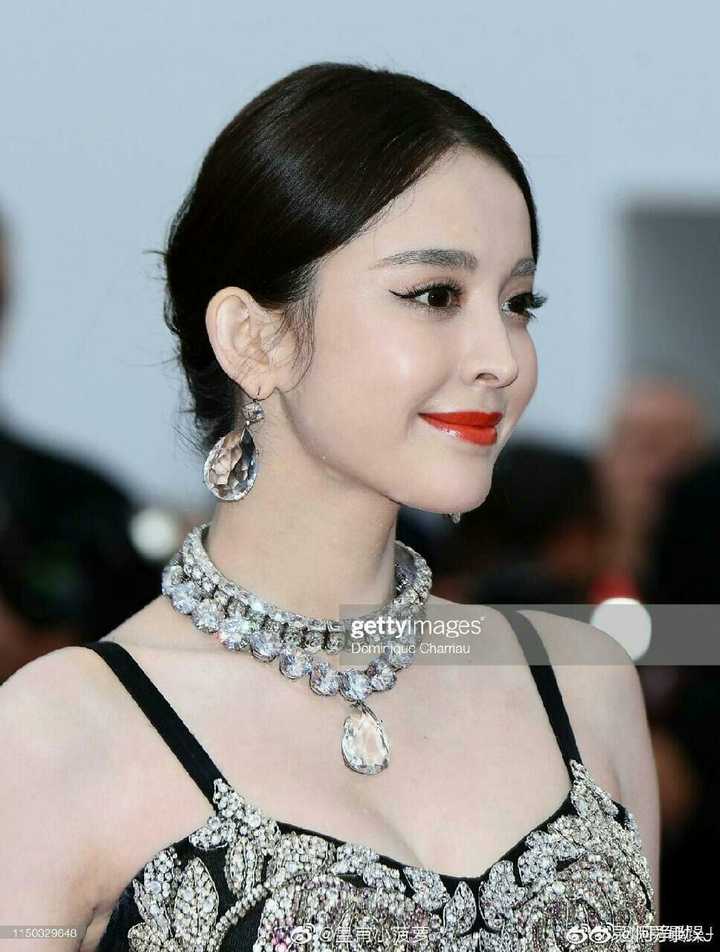 古力娜扎的鼻子怎么了?