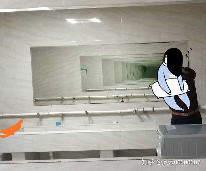 两面镜子相对放置,镜子中的像是有限个还是无限个?