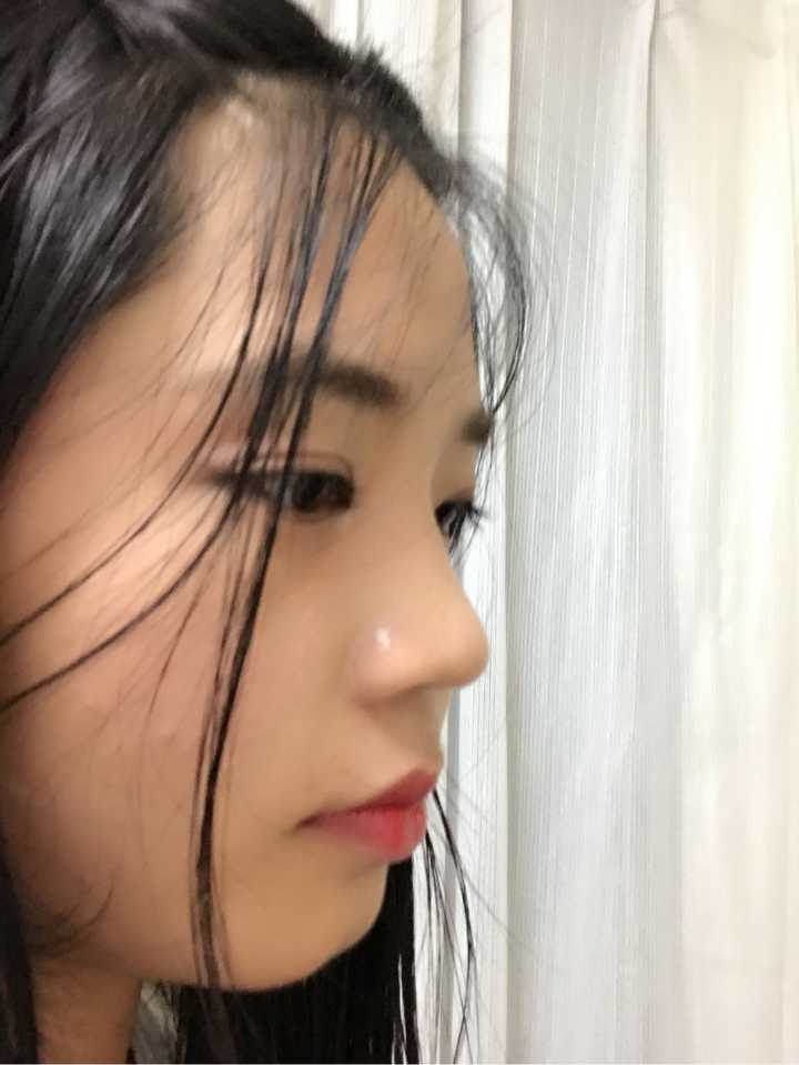 脸正面好看侧面不好看是一种怎样的体验?