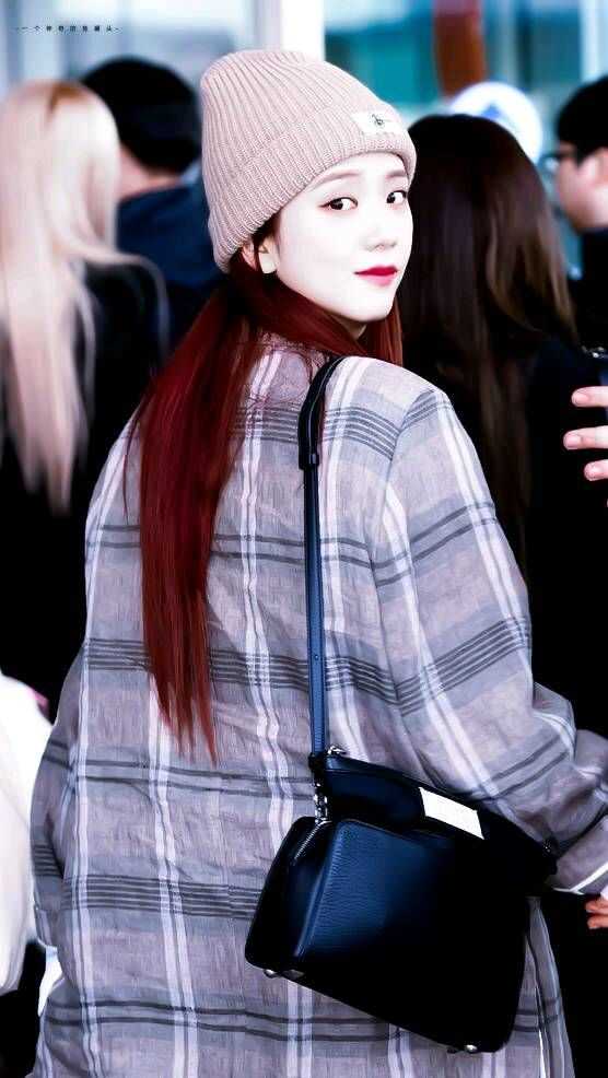 可以客观评价一下金智秀jisoo的长相嘛?