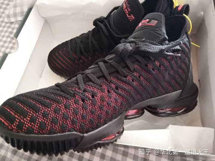 把lebron16的zoom max气垫踩开是一种什么样的体验?