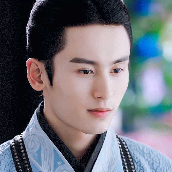 影视剧中,哪些角色的造型让你感到惊艳?