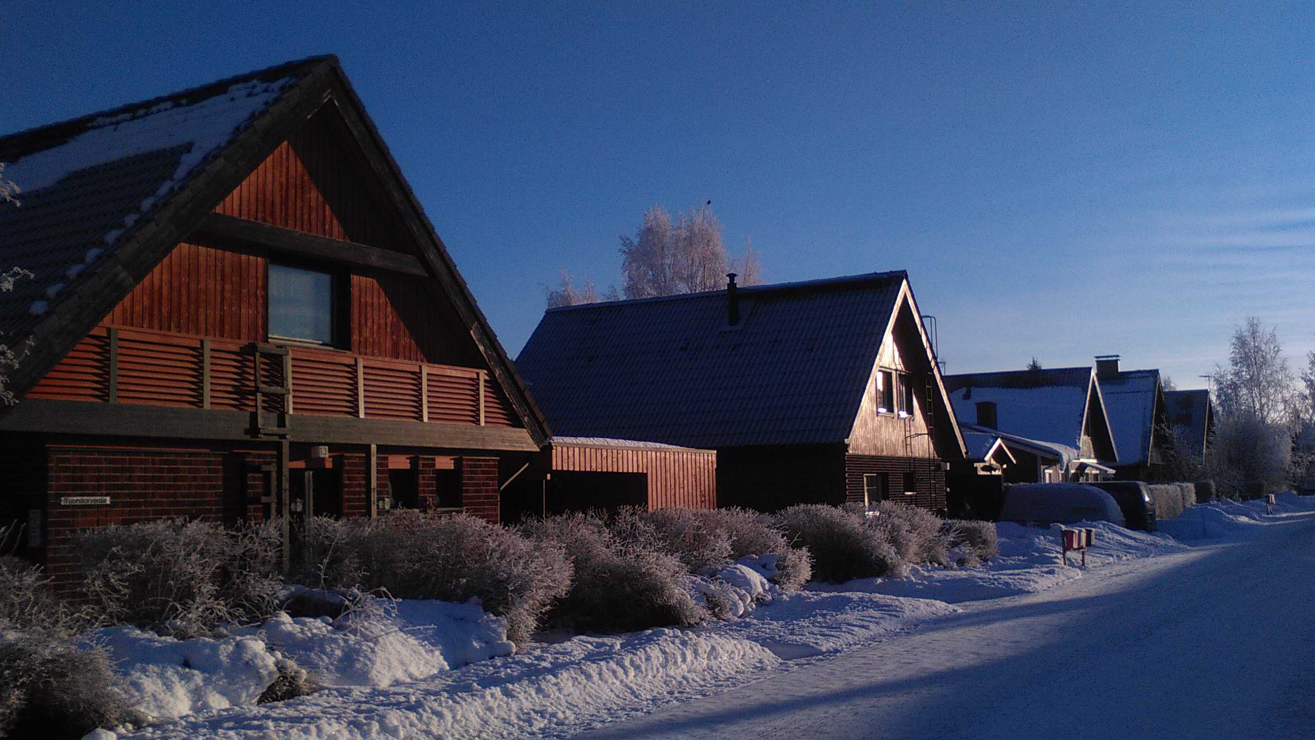 我是在2015年冬天去芬兰的,6月的时候离开,主要是交流学习,课