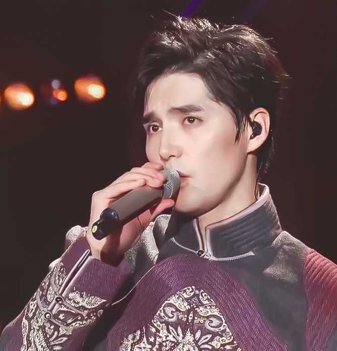 阿云嘎真人长啥样?