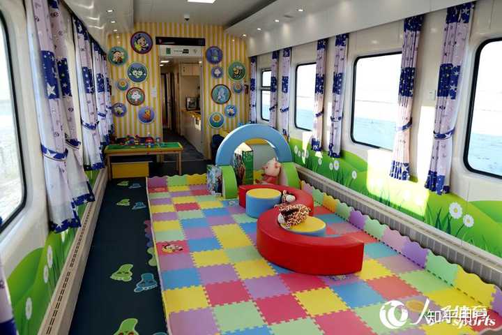 在高铁上设置儿童车厢是否合理?