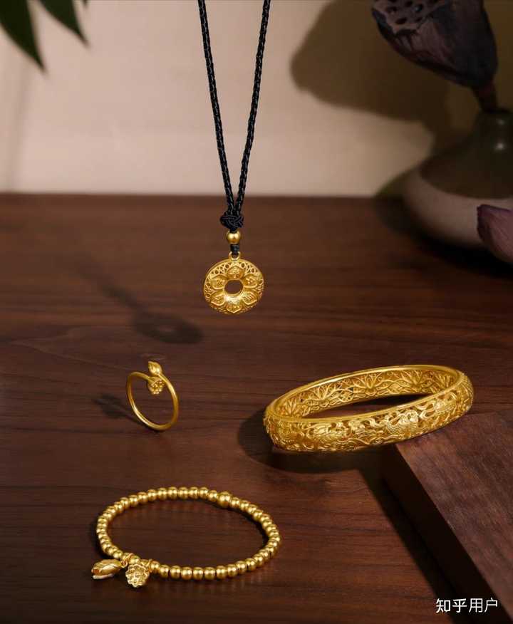 现在的结婚三金一般都买多少钱的？ - 知乎