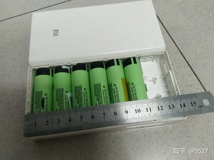 同样000mah的充电宝为什么一些个头很小 而小米这样大厂做的跟砖一样 知乎 同样000mah的充电宝为什么一些个头很小 而小米这样大厂做的跟砖一样 知乎