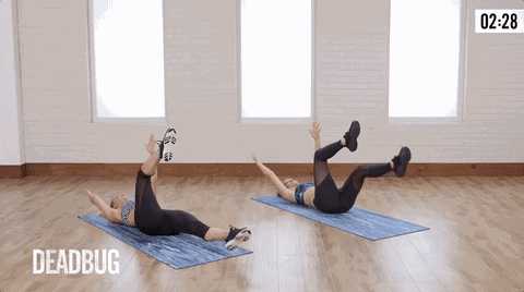 动作四:侧卧抬腿