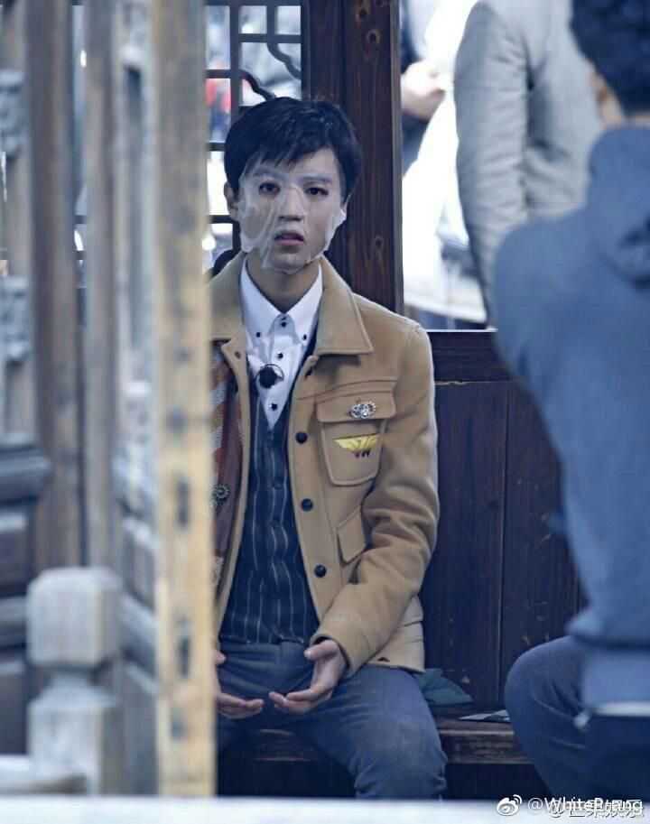 你有哪些珍藏的爱豆黑图?