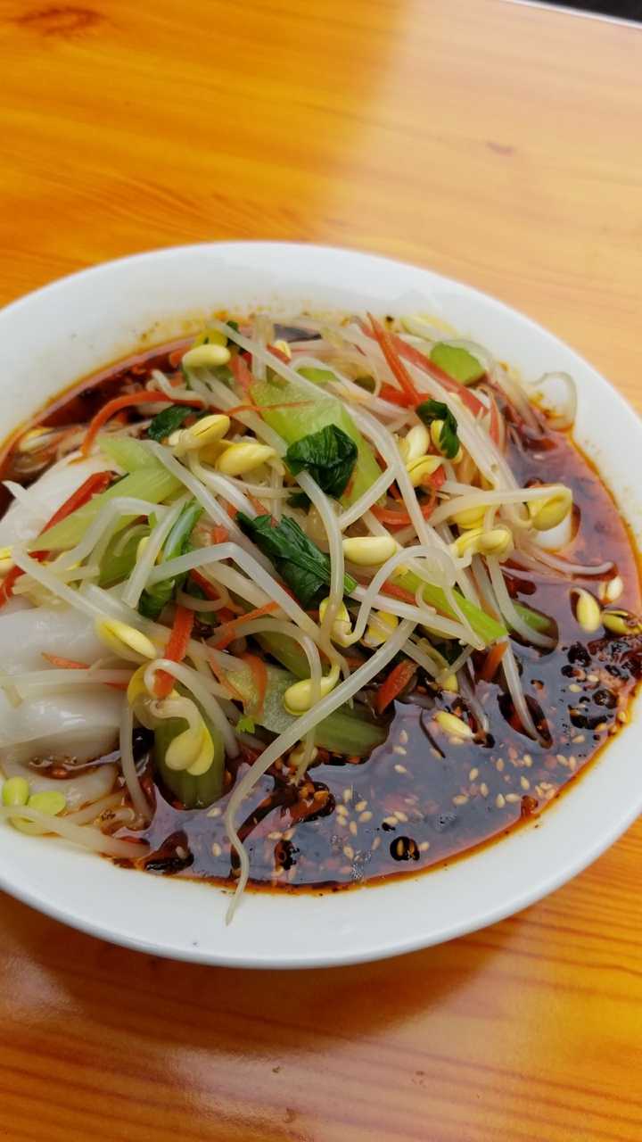 汉中面皮是我在陕西吃到的最好吃的东西!