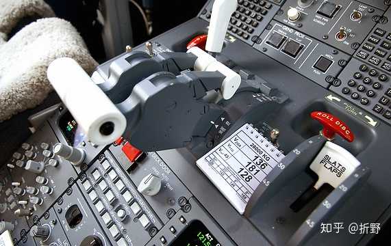 crj 的油门杆设计是不是有问题?