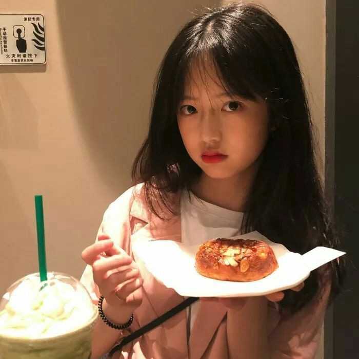 有没有一看就想恋爱的女生头像推荐?