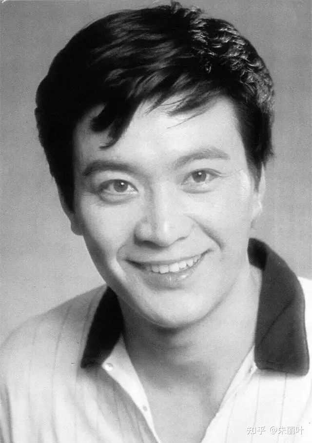 如何评价演员周里京？ - 知乎