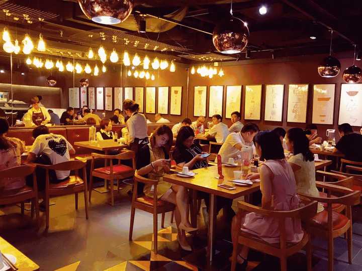 做餐饮堂食和外卖那个好