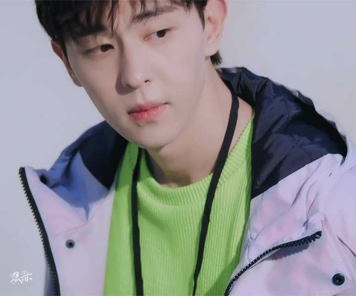 怎样看待邓伦的长相?