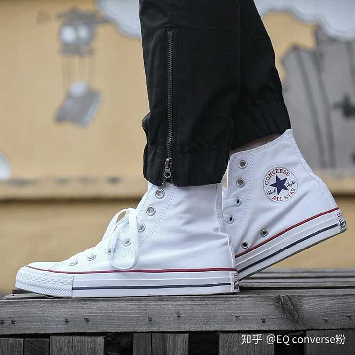 身高187穿匡威高帮会显脚大吗?