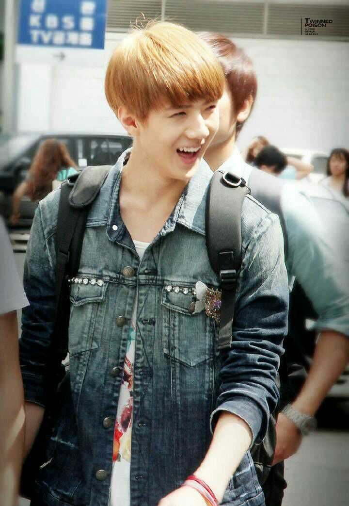 吴世勋为什么要带牙套?