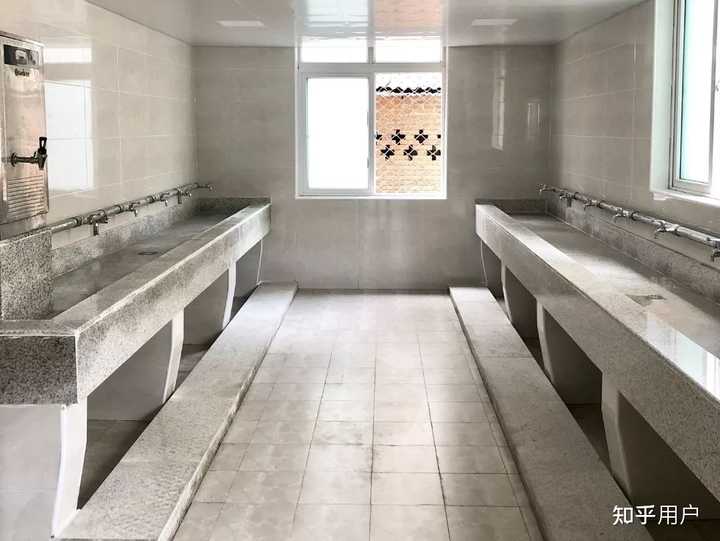 23级电子科技大学研究生宿舍是什么样子? - 知乎