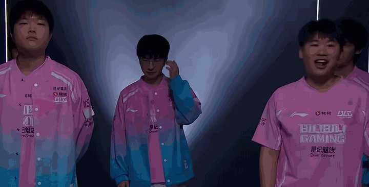 如何看待 wei 在 blg 从 2025 msi 淘汰出局后于直播间送出顶级礼物?