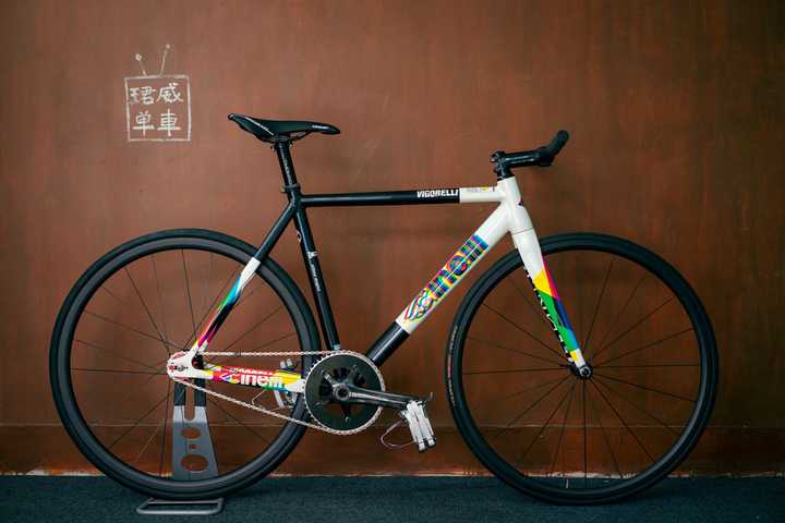 用骑死飞来减肥(一天骑2个小时那样子)可以吗,利弊?