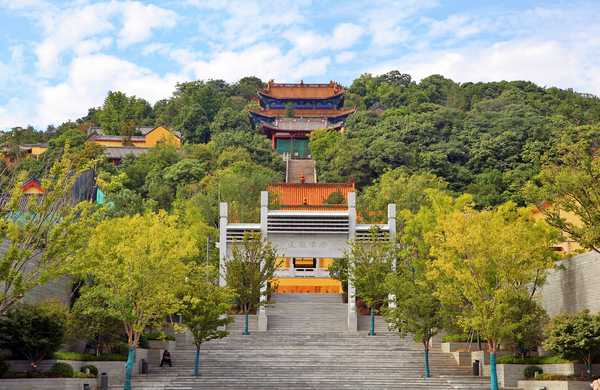 很多城市是「旅行后祛魅」，那么有没有什么地方在你旅行后「加魅」了？