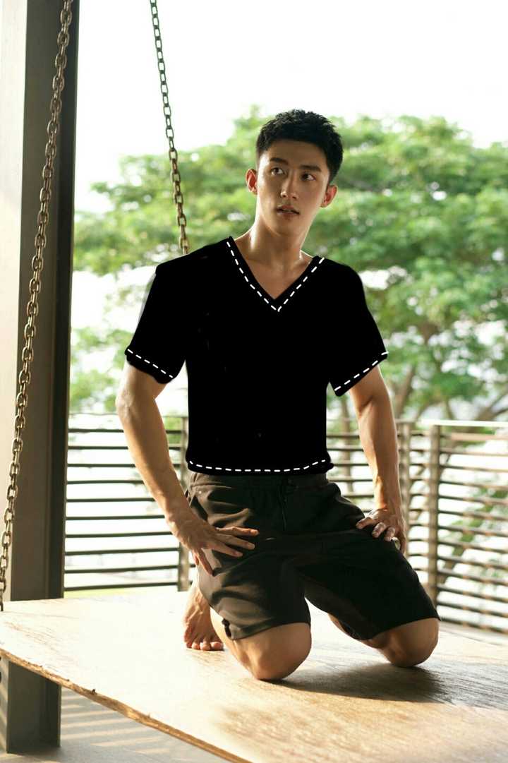 如何评价黄景瑜在结爱千岁大人的初恋中饰演的贺兰静霆大人?