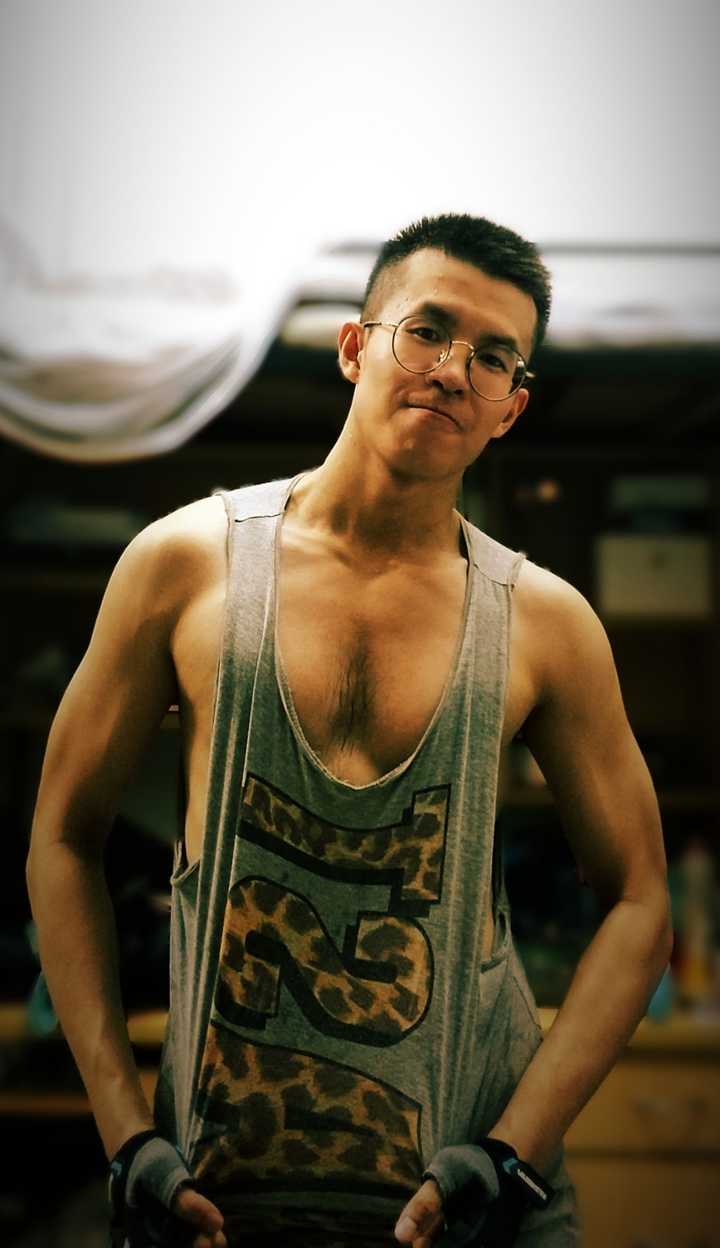 gay都喜歡怎麼拍照？